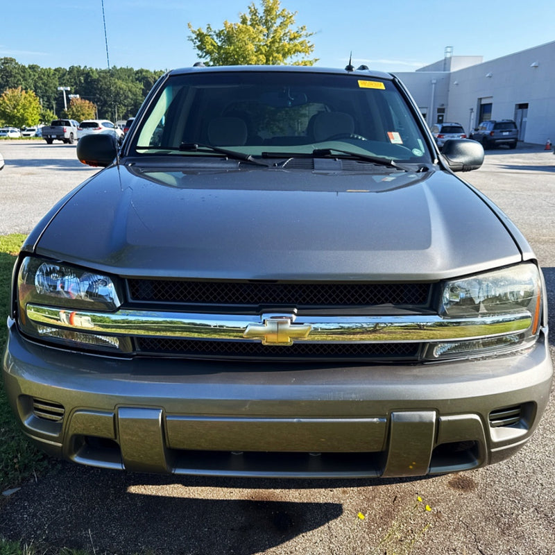 Load image into Gallery viewer, Chevrolet-Trailblazer-Lensun-100W-Hood-Flexible-Solar-Panel-1