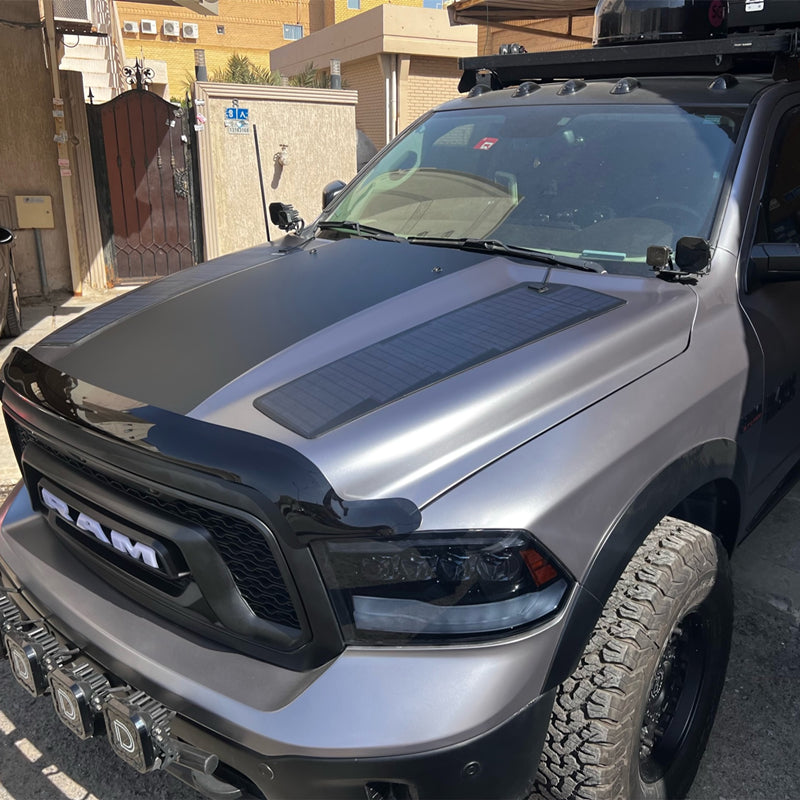 تحميل الصورة إلى عارض المعرض، Dodge Ram 1500 4th Gen (2009-2018) Lensun 70W Hood Flexible Solar Panel