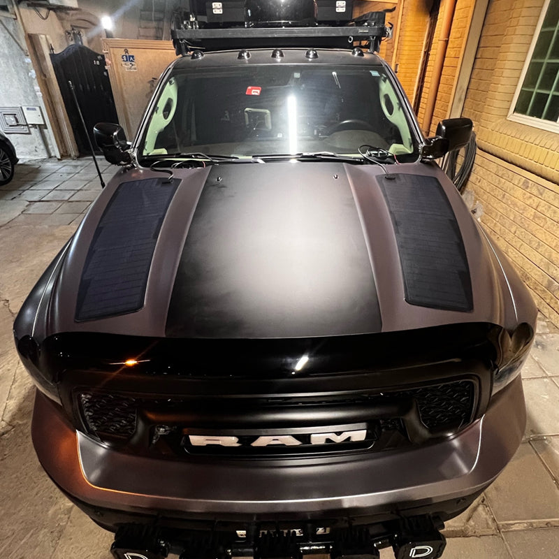 تحميل الصورة إلى عارض المعرض، Dodge Ram 1500 4th Gen (2009-2018) Lensun 70W Hood Flexible Solar Panel