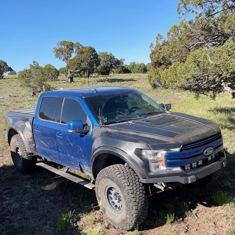 تحميل الصورة إلى عارض المعرض، لوحة شمسية مرنة Lensun 70W لغطاء/غطاء محرك Ford F-150 Raptor (2017-2020)