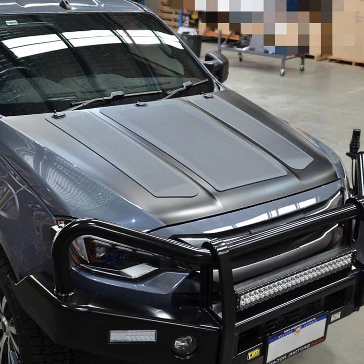 Load image into Gallery viewer, Isuzu-D-Max-Lensun-135W-Bonnet-Solar-Panel