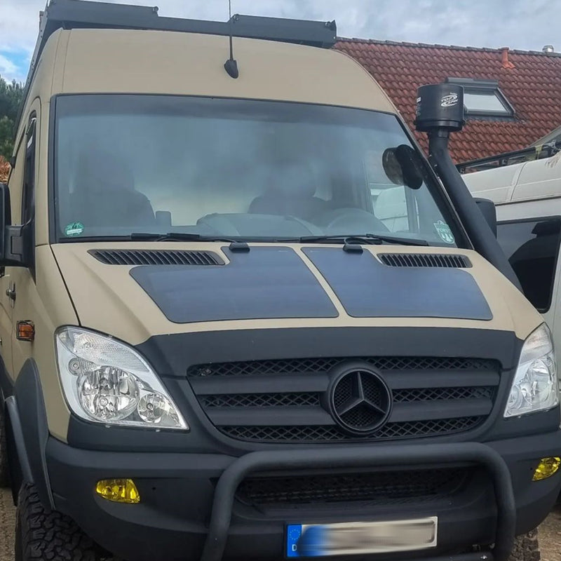 تحميل الصورة إلى عارض المعرض، Mercedes-Benz Sprinter 2nd Gen(2006-2018) Lensun 80W Hood/Bonnet Solar Panel