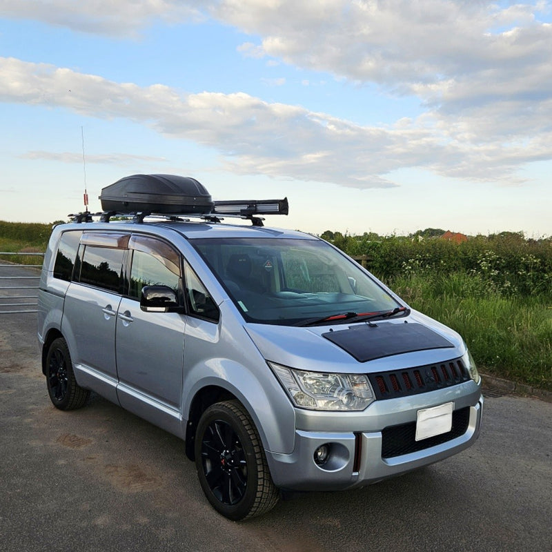 Load image into Gallery viewer, Mitsubishi Delica D5 (2007-2018) Lensun 56W Bonnet/Hood Solar Panel