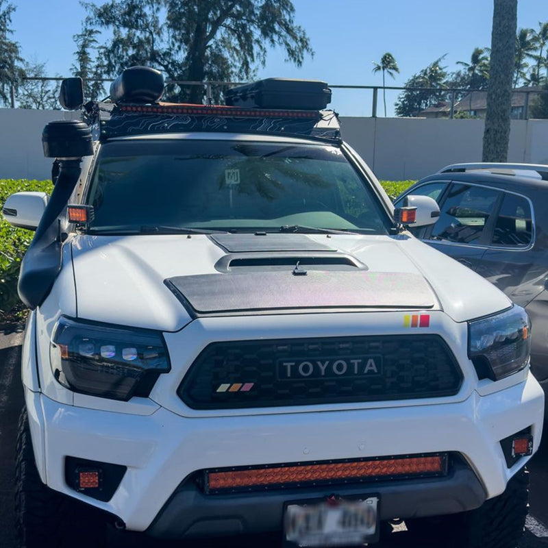 تحميل الصورة إلى عارض المعرض، Toyota Tacoma Sport 2nd Gen (2005-2015) Lensun 60W(25W+35) 12V Hood Flexible Solar Panel-1