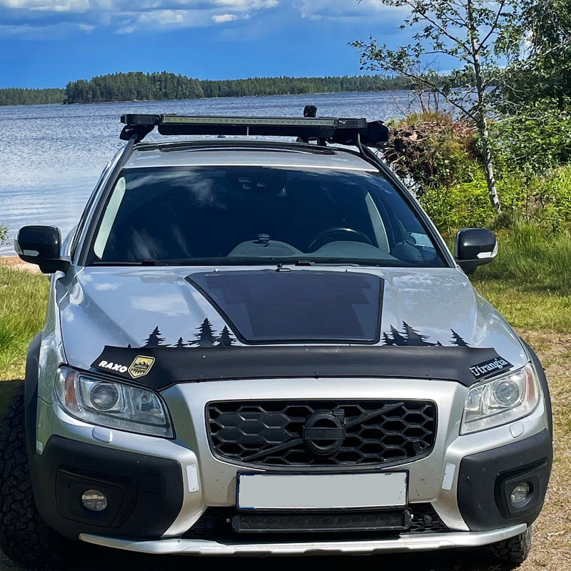 Load image into Gallery viewer, Volvo-XC70-V70-Lensun-74W-Bonnet-Solar-Panel-2