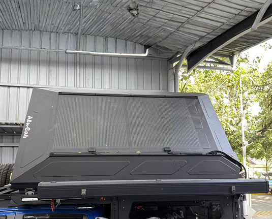 Alu-Cab RT-4S Rooftop Tent Lensun 300W(2x150w) Flexible Solar Panel