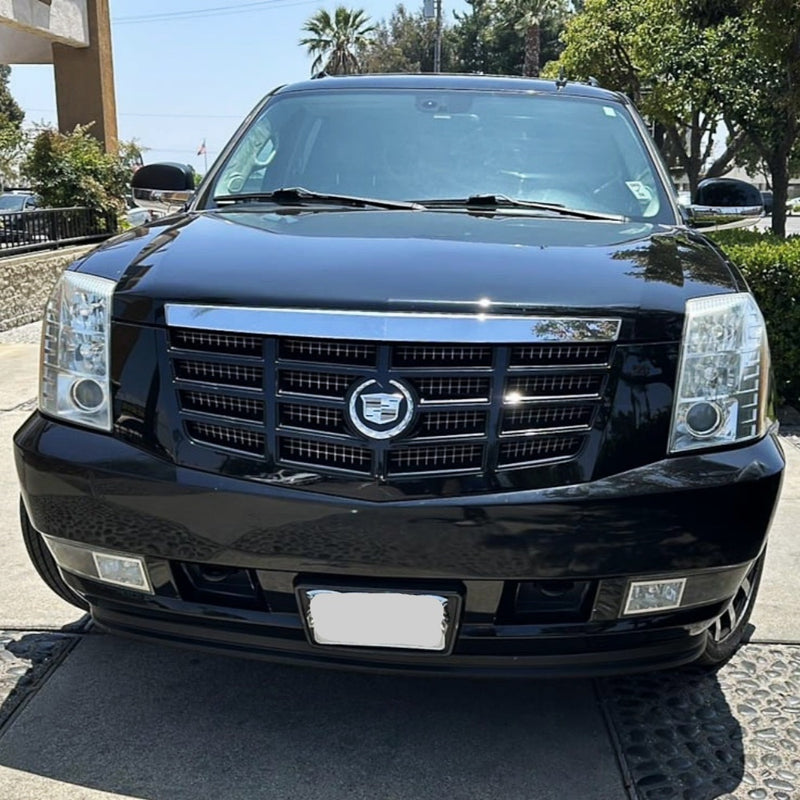 تحميل الصورة إلى عارض المعرض، Cadillac-Escalade-Lensun_100W-Hood-Flexible-Solar_Panel-1
