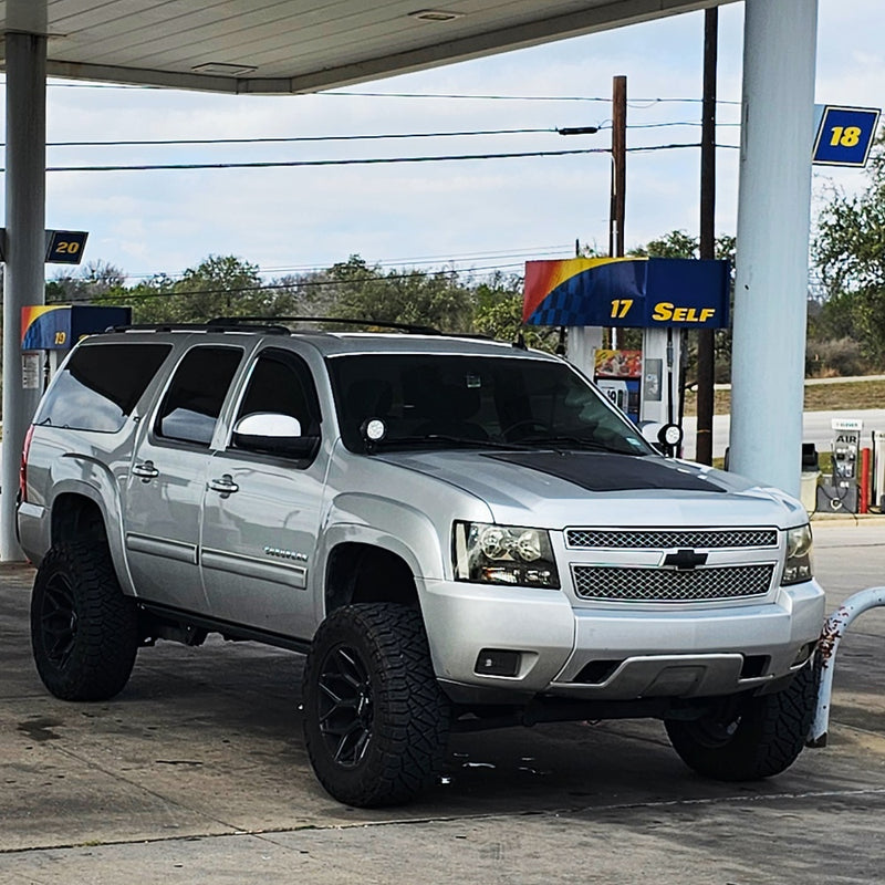 تحميل الصورة إلى عارض المعرض، Chevrolet_Suburban_Lensun_100W_Hood_Flexible_Solar_Panel-3
