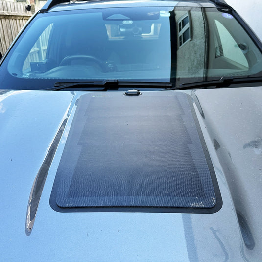 Dacia-Duster-_Lensun-40W-Hood-Bonnet-Solar-Panel-1