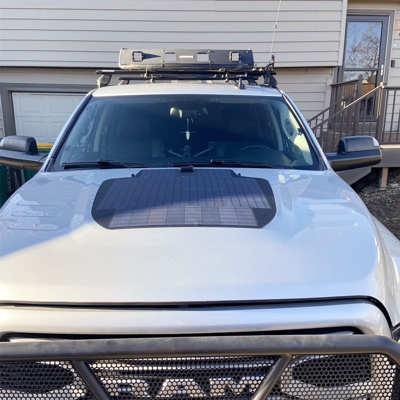 Laden Sie das Bild in Galerie -Viewer, Dodge Ram HD 4th Gen (2010-2018) 2500 3500 Lensun 80W Hood Flexible Solar Panel
