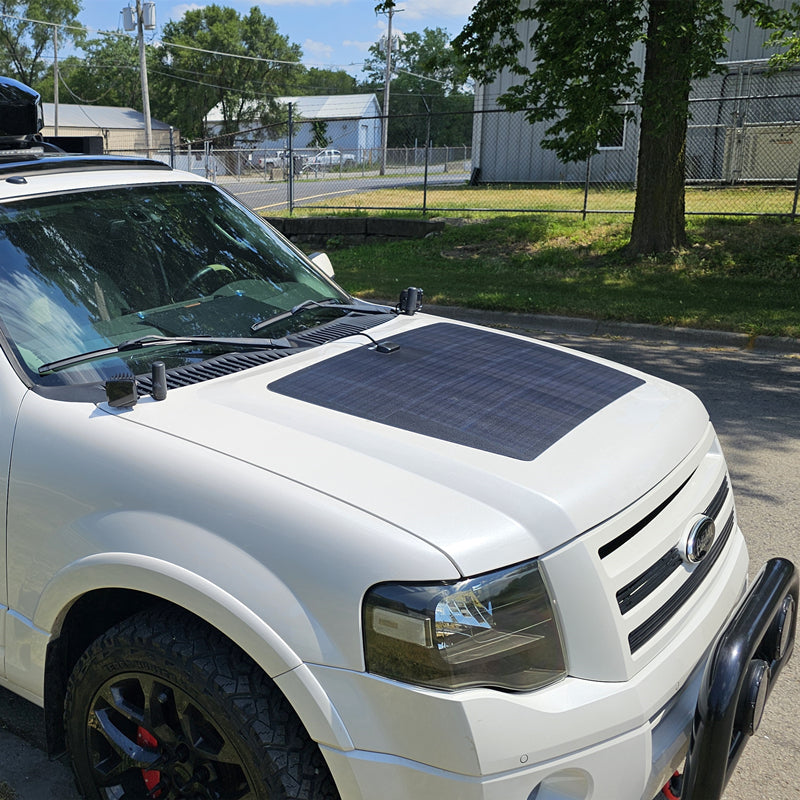 Laden Sie das Bild in Galerie -Viewer, Ford Expedition (1998-2017) Lensun 100W Hood Flexible Solar Panel
