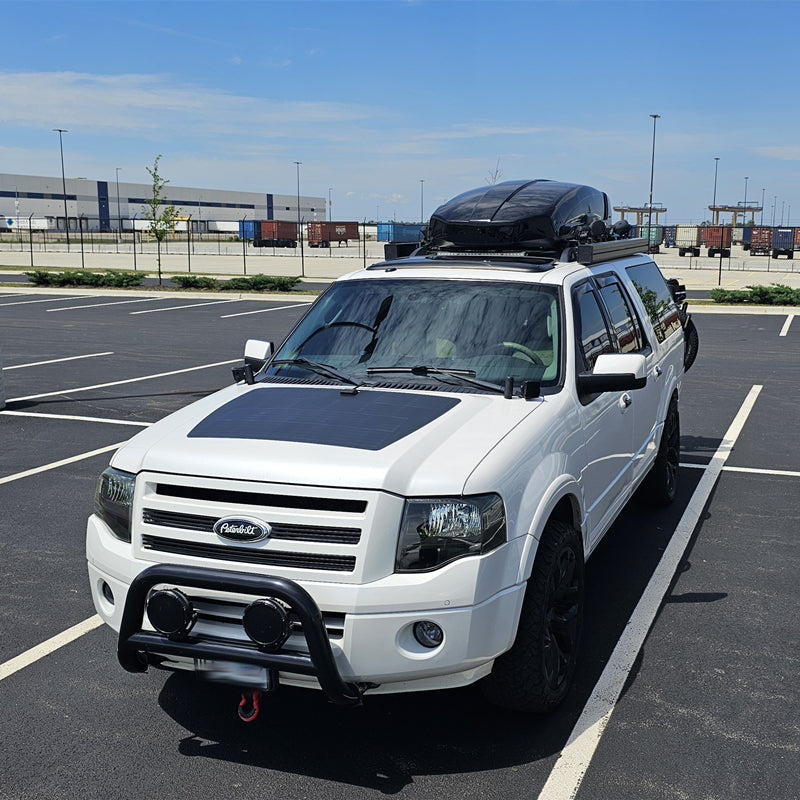 Laden Sie das Bild in Galerie -Viewer, Ford Expedition (1998-2017) Lensun 100W Hood Flexible Solar Panel
