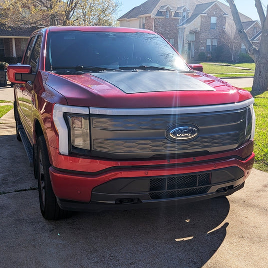 Ford_F-150_Lightning_Lensun_115W_Hood_Flexible_Solar_Panel_2