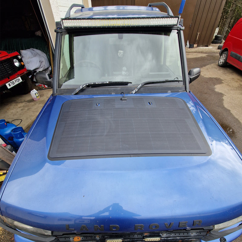 Laden Sie das Bild in Galerie -Viewer, Land Rover Discovery 2nd Gen(1998–2004) Lensun 135W Hood/Bonnet Flexible Solar Panel
