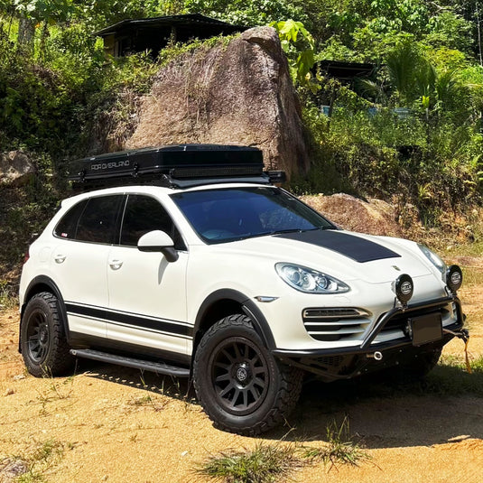 Porsche_Cayenne_2nd_Gen_Lensun_75W_Hood_Solar_Panel_2