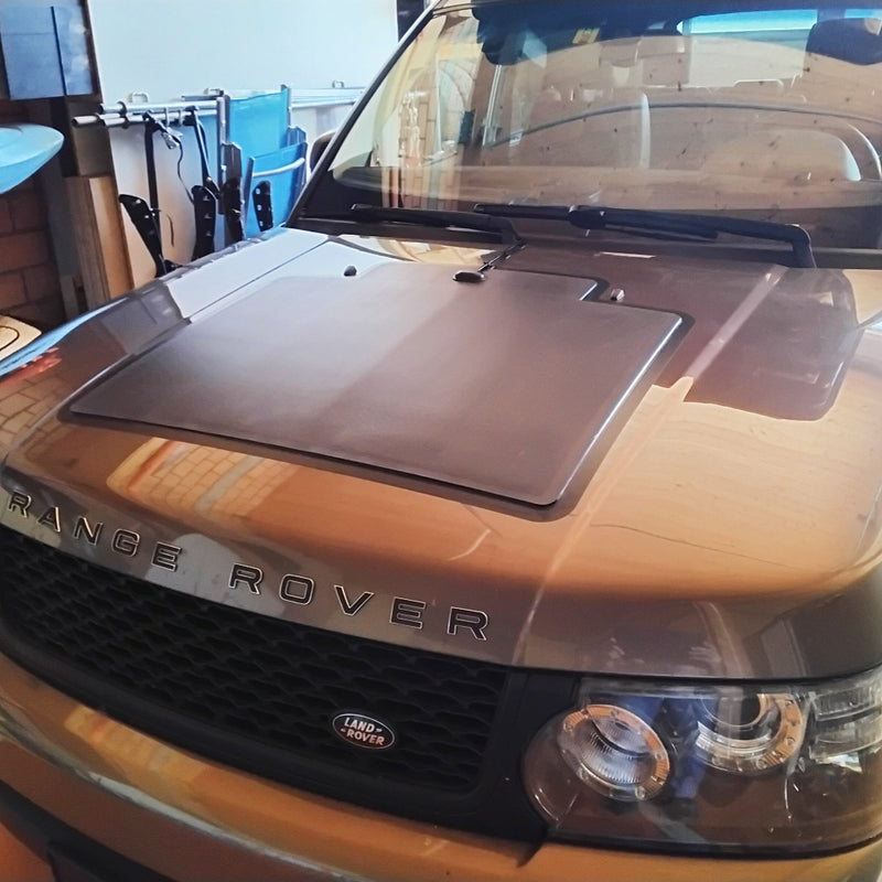 تحميل الصورة إلى عارض المعرض، Range-Rover-Sport-HSE-Lensun-95W-Hood-Bonnet-Flexible-Solar-Panel-2
