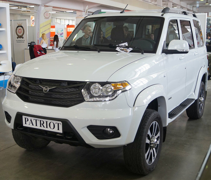 Load image into Gallery viewer, UAZ-Patriot-Lensun-100W-Hood-Bonnet-Solar-Panel
