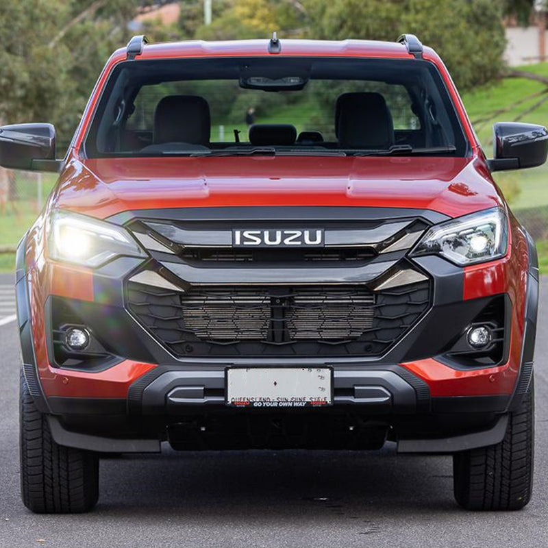 تحميل الصورة إلى عارض المعرض، لوحة شمسية مرنة بقوة 100 واط و12 فولت لسيارة Isuzu D-Max (2012-2024) Lensun
